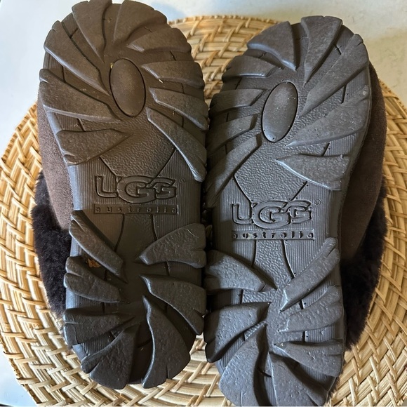 UGG Coquette Women’s Sheepskin Slipper Style 5125 Brown 7 - Picture 6 of 9